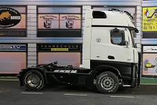 MB-Actros__3_